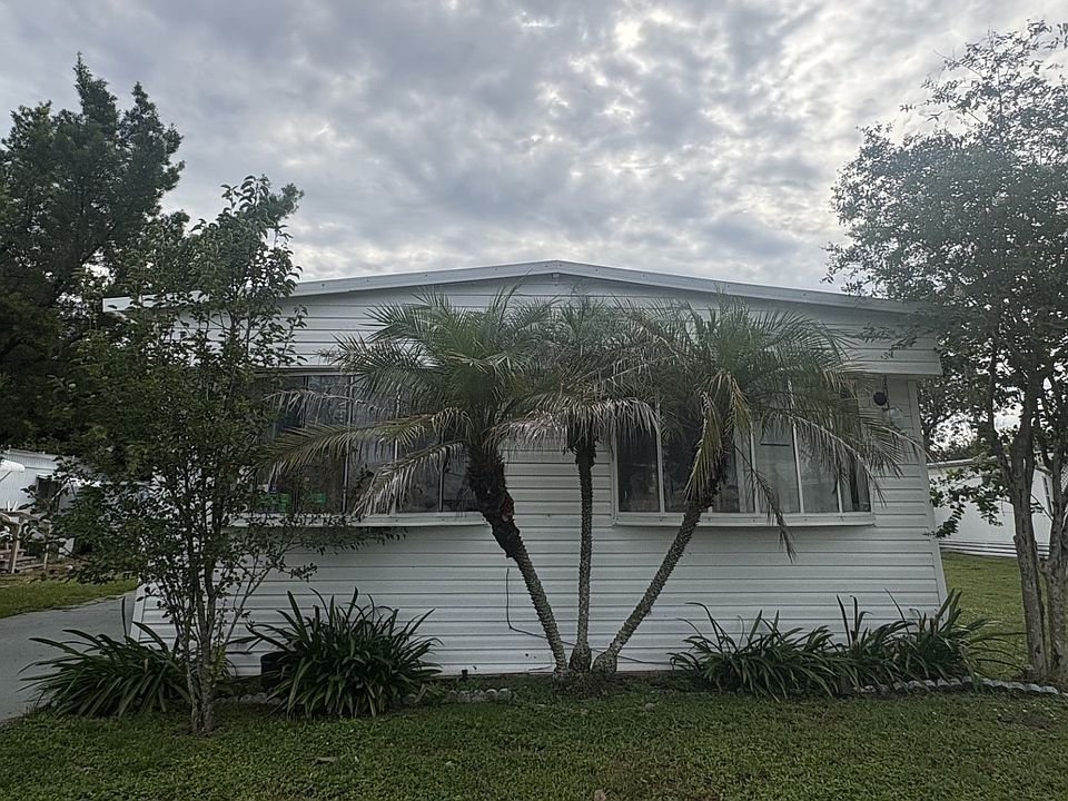 1st image of 2537 Rancho Dr #139