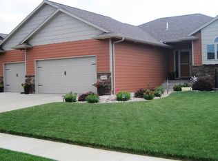 5440 S Westwind Ave, Sioux Falls, SD 57108