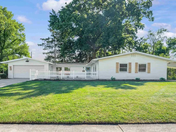 3506 Woodmont Dr, South Bend, IN 46614