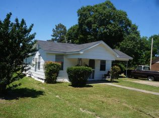 719 Jefferson St, Indianola, MS 38751