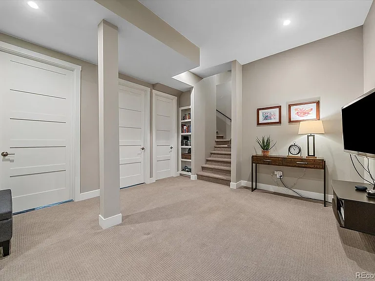 230 S Big Meadow Trl — Photo 37