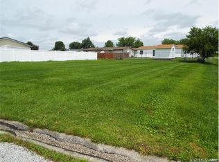 704 Lila Ct, New Baden, IL 62265