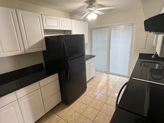 5th image of 11225 Avalanche Way #1-6