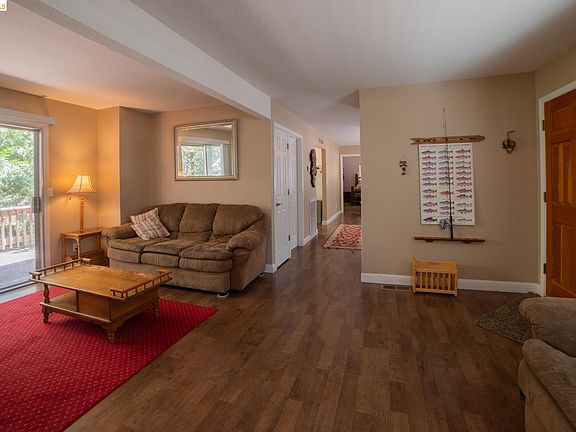 5th image of 24025 Oxbow Ln N