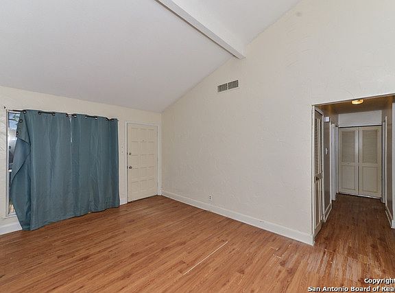 4th image of 6500 Spring Lark Dr