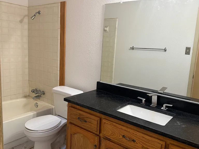 538 Karen Dr — Photo 7
