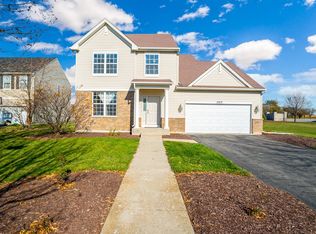 8303 Greenbridge Ct, Joliet, IL 60431