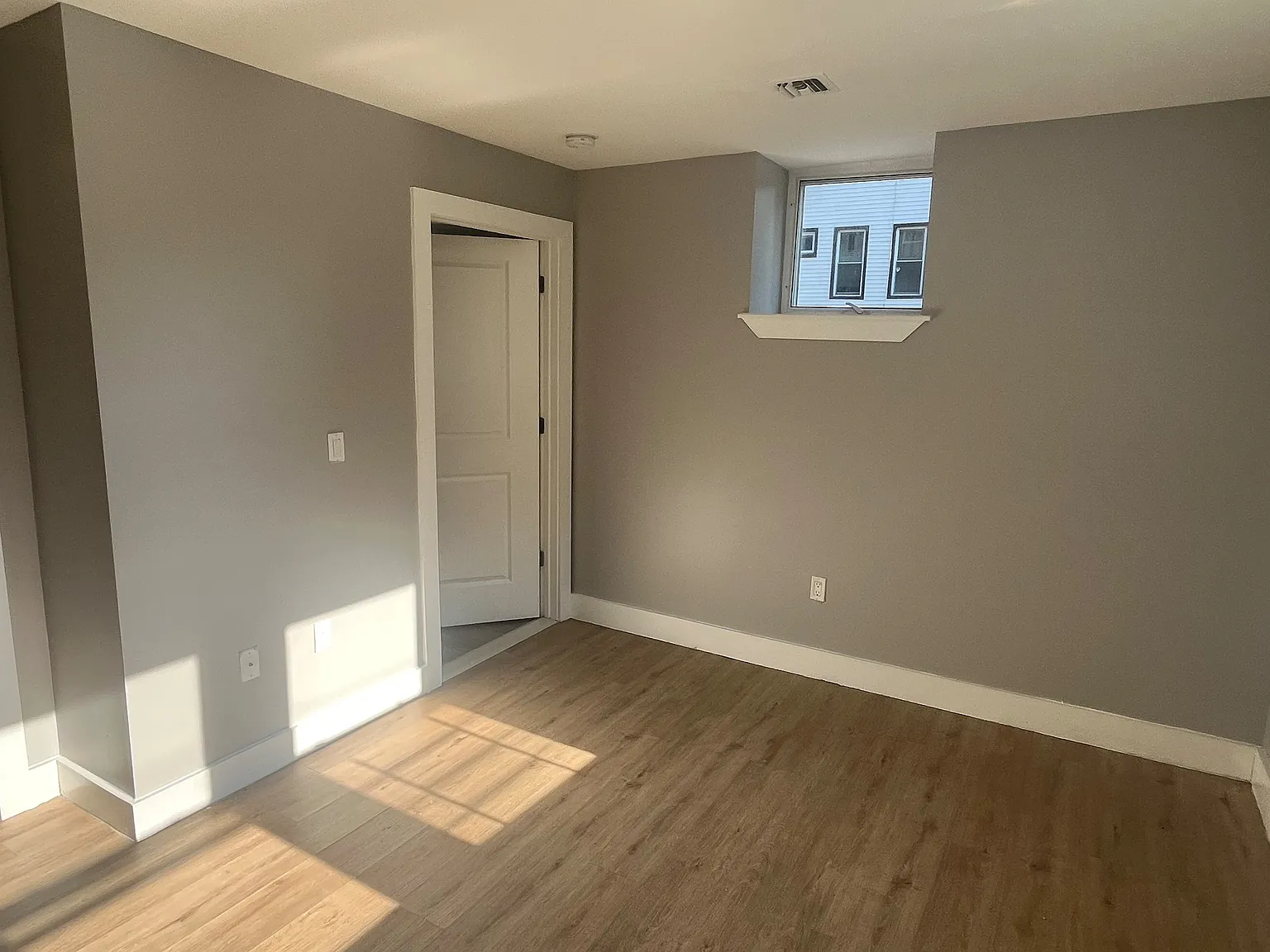 175 Munn Ave — Photo 4