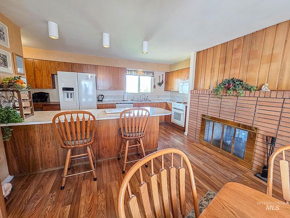 5th image of 1808 Valleyview Dr
