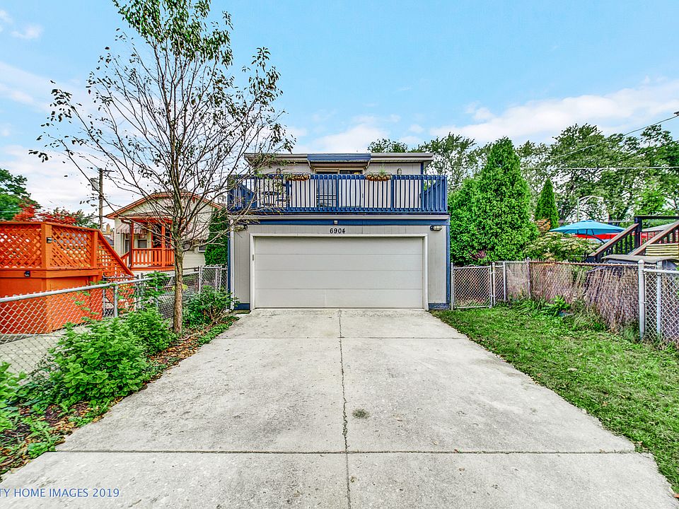 1st image of 6904 W Dickens Ave