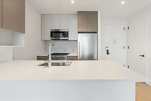 Rented by Living New York | media 41