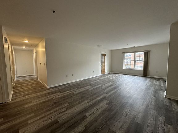 2nd image of 1022 Dogwood Ct