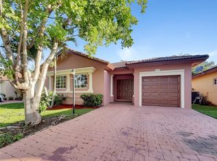 4151 NE 30th St, Homestead, FL 33033