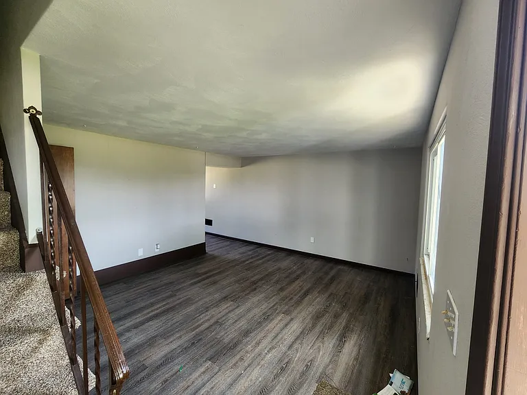 1128 W 24th St — Photo 2