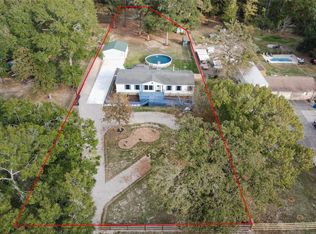 4621 Price Rd, Montgomery, TX 77316