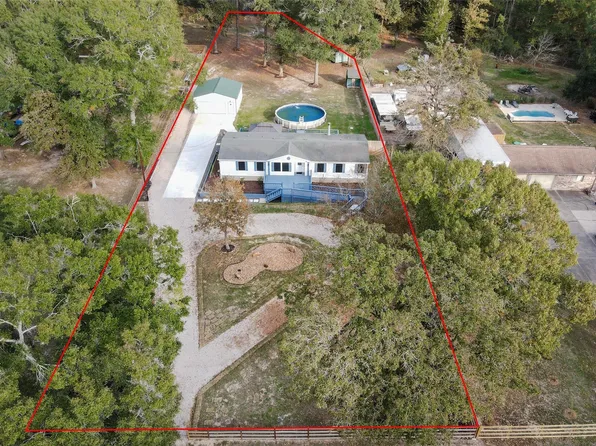 4621 Price Rd, Montgomery, TX 77316