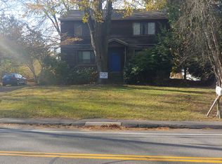 27 Turkey Hill Rd N, Westport, CT 06880