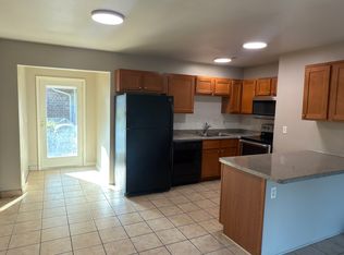 4021 28th Ave APT 3, Kenosha, WI 53140