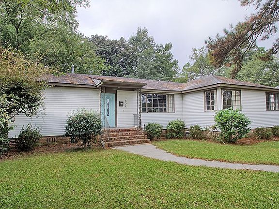 3rd image of 307 E Derenne Ave