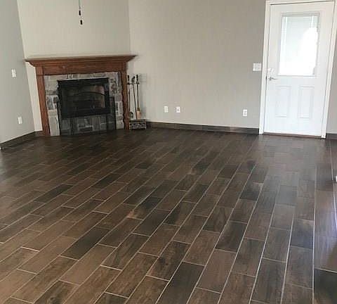 3rd image of 1688 S Tallgrass Dr