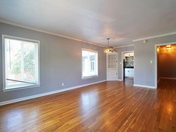 4th image of 1507 Pease Rd APT 8
