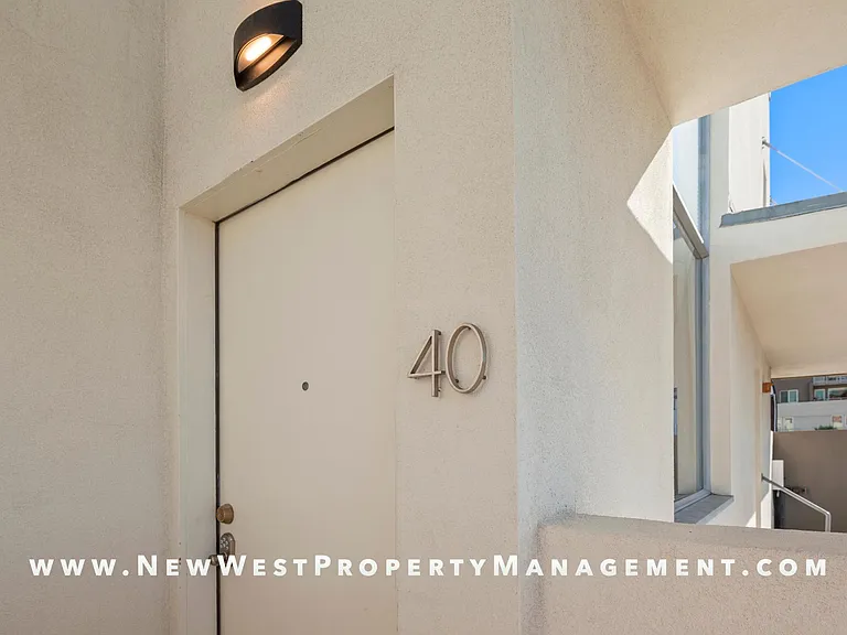 2064 Kettner Blvd #40 — Photo 5