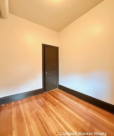 2528 W Iowa 2nd Fl #2ND FL — Photo 12