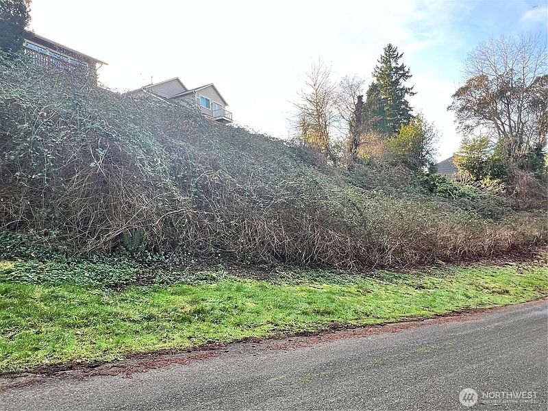 4th image of 73 XX Glenridge Way SW