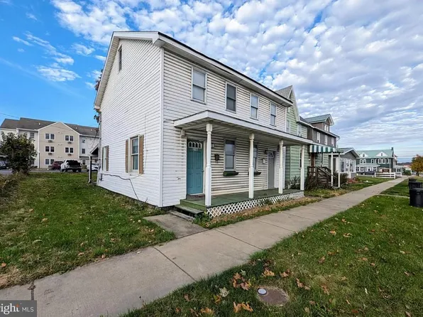 211-213 N Centre St, Philipsburg, PA 16866
