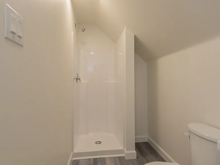 1307 Meadowcreek Ln — Photo 12