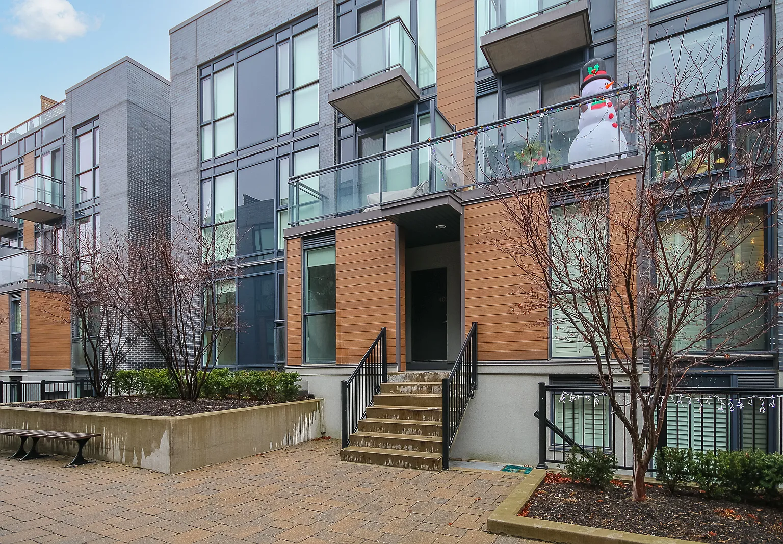 Wallace Walk - 380 Wallace Avenue — Photo 3