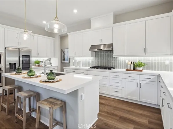 24531 Via La Sombrilla, Santa Clarita, CA 91354