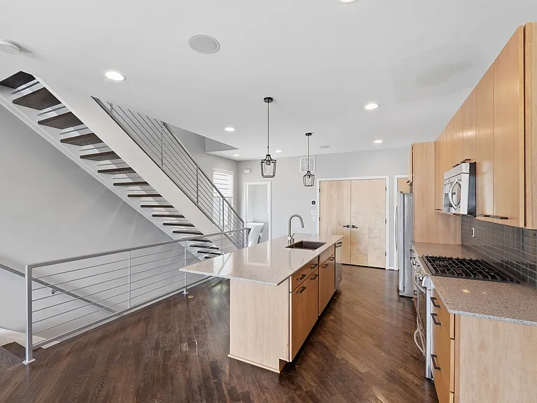 919 Westbrook Dr #A — Photo 22