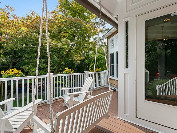 327 Ashford Avenue