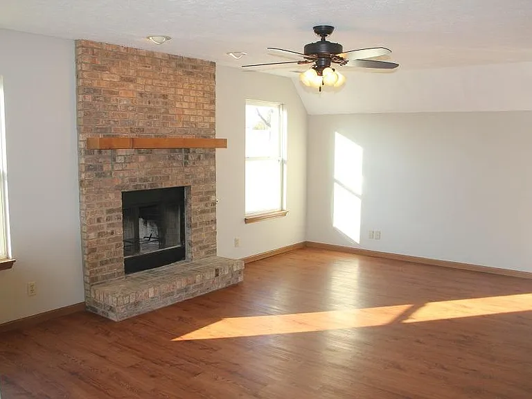 3626 Durantt Dr — Photo 10