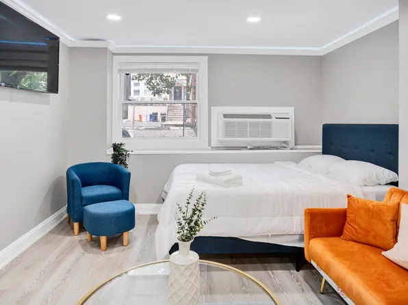 258 Clerk Street image 7 of 34