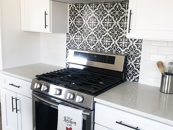 5th image of 10004 E Lacrosse Ln