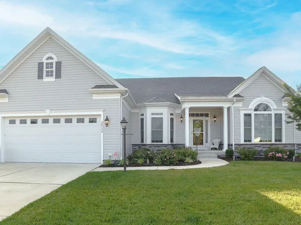 20952 Rowan Knight Dr, Lexington Park, MD 20653