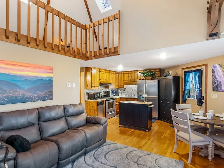 102 Mizzen Ct — Photo 25