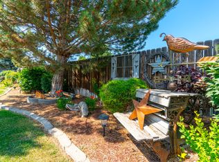 1659 NW 20th St, Redmond, OR 97756