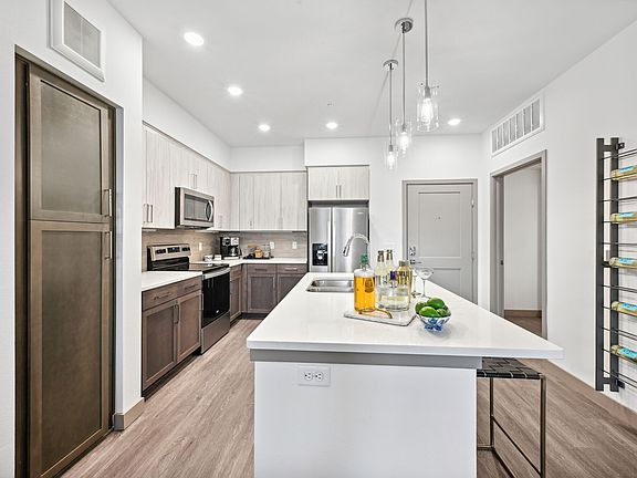 4th image of 1767 Denver West Marriott Blvd #3413