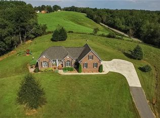 2161 Bethany Ford Rd, Roaring River, NC 28669