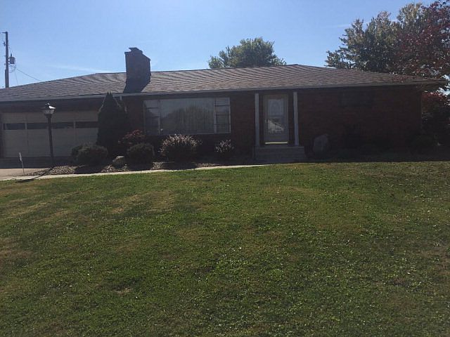 1st image of 1585 Shela Blvd