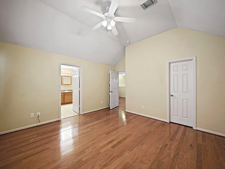 2230 Naomi St — Photo 14