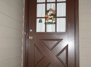 22 Overlook Dr, Clinton, NJ 08809