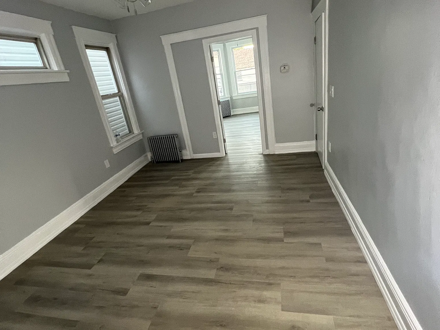 3 bed, $2,400 — Photo 2