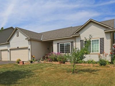 1232 Amber Pt, Waconia, MN, 55387