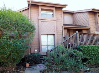 671 Davis Rd, League City, TX 77573