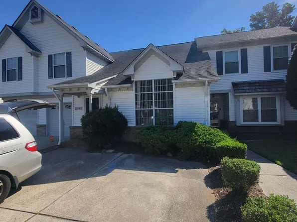 1119 Shoal Creek Trl, Chesapeake, VA 23320