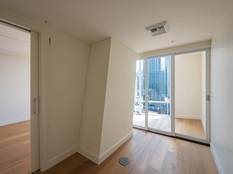 121 Stewart St #1903 — Photo 8